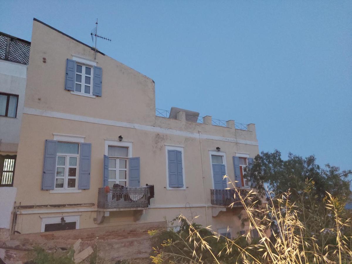 Hermes Penthouse Ermoupoli Exterior photo